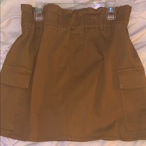 Pacsun brown cargo skirt.